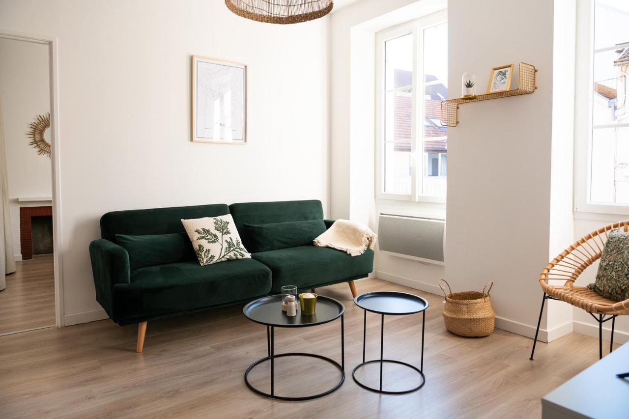 Stylish Sunrise : T3 Lumineux Au Coeur De Pau Apartment ภายนอก รูปภาพ